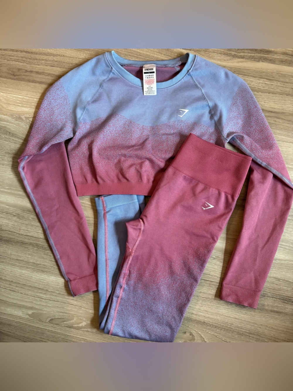 Gymshark Ombre Pink and Lavender Seamless Top (L) & Leggings (M) Set